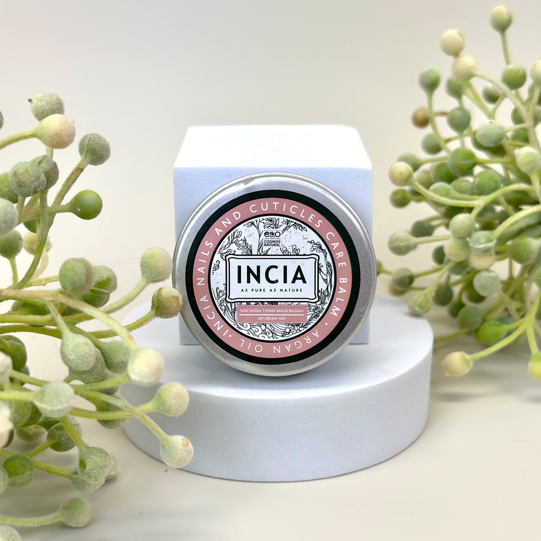 INCIA_natural_Nail-and_Cuticle_Care_Balm